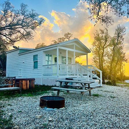 The Perch- Texas Tiny Haus With Amazing Views Villa Spring Branch ภายนอก รูปภาพ